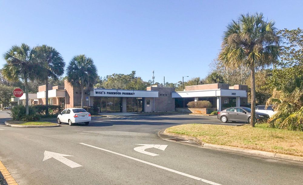 Parkwood Plaza: 3601 SW 2nd Ave, Gainesville, FL 32607
